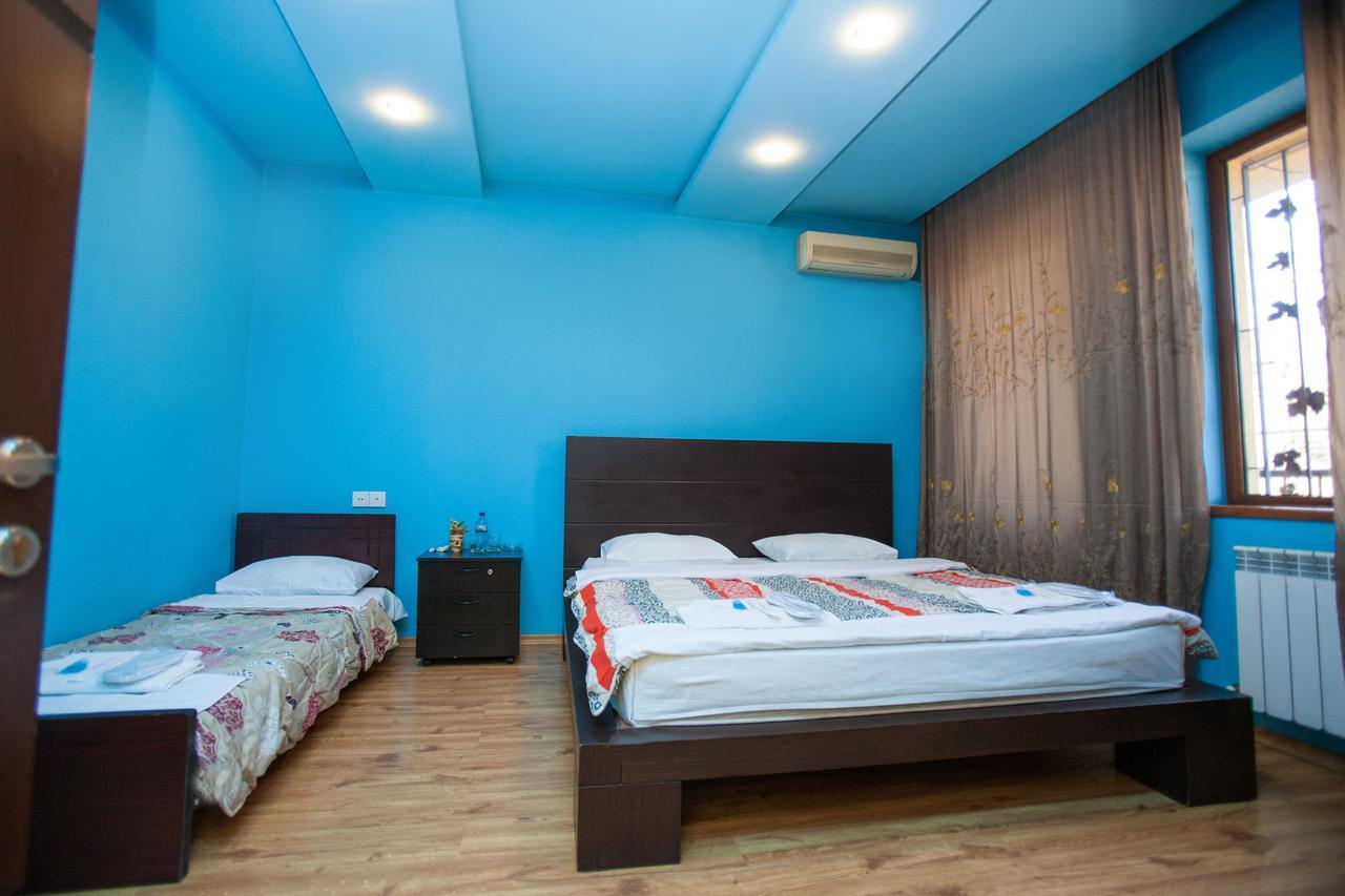 Hotel 4You Tbilisi Exterior foto